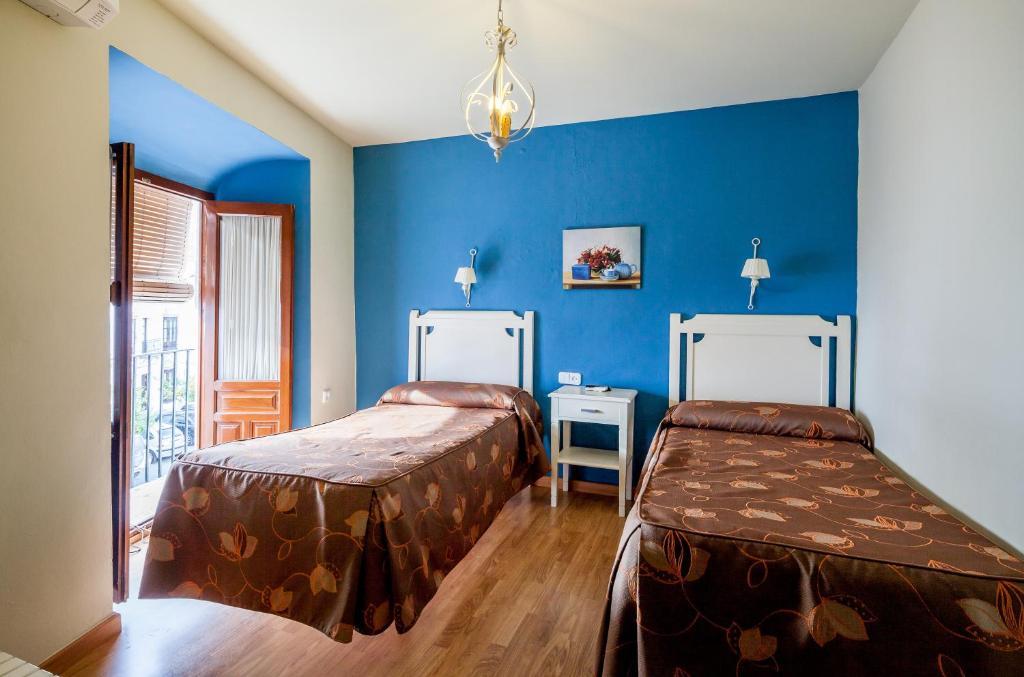 Hostal El Caballo Blanco Osuna Oda fotoğraf