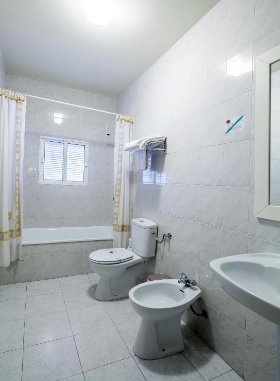 Hostal El Caballo Blanco Osuna Oda fotoğraf