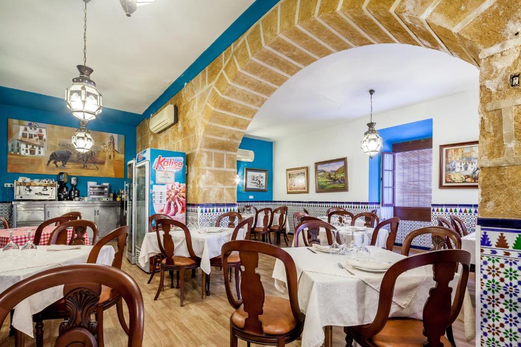 Hostal El Caballo Blanco Osuna Dış mekan fotoğraf